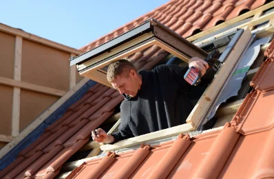 Pose de fenêtres de toit Velux à Viplaix